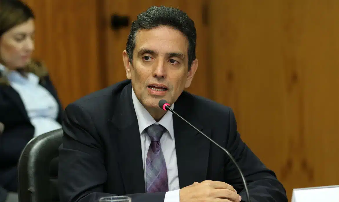 Governo anuncia troca na presidência do INSS