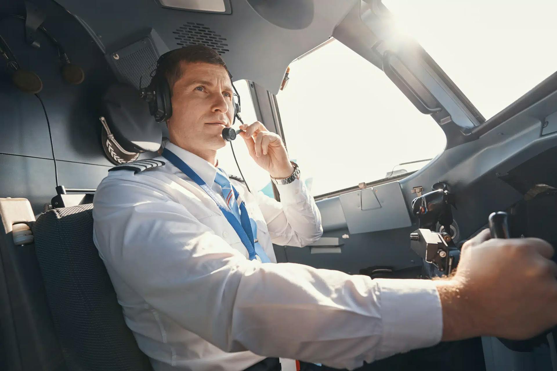 Justiça reconhece especialidade em trabalho de piloto de avião