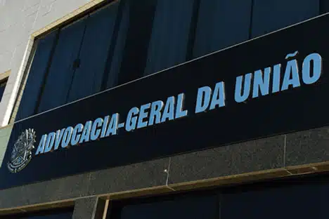 Falta de intimação pessoal de procurador garante à AGU anulação de sentença e atos posteriores em ação previdenciária