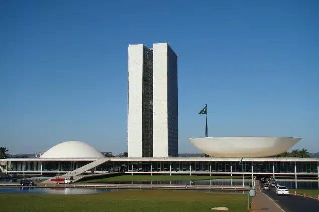 Senado aprova R$ 49 bilhões para troca de aposentadoria / desaposentação