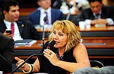 Proposta garante auxílio-doença sem perícia médica durante internação