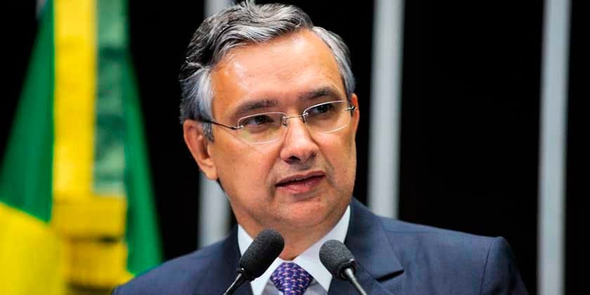 Análise do novo cálculo para aposentadorias é adiada no Senado