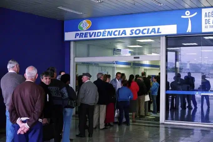 Liminar determina que INSS compute período em gozo de benefício por incapacidade para fins de carência