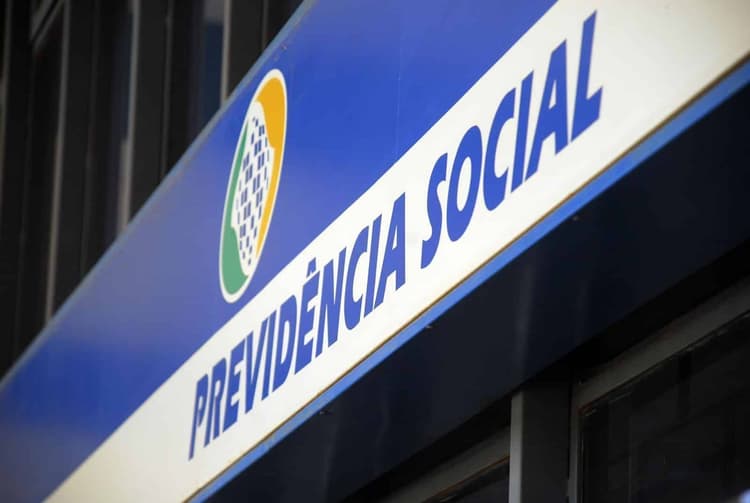 Imagem relacionada a notícia Atividades concomitantes e a evolução benéfica ao segurado: do cálculo oneroso do INSS ao entendimento da TNU, do STJ e da Lei 13.846/19