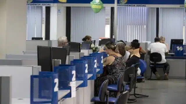 Portaria do INSS cria serviço para monitorar atendimento presencial nas agências