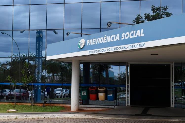 Imagem relacionada a notícia Recursos Administrativos: Estrutura jurídica de julgamento, competência, hipóteses de cabimento e prazos.