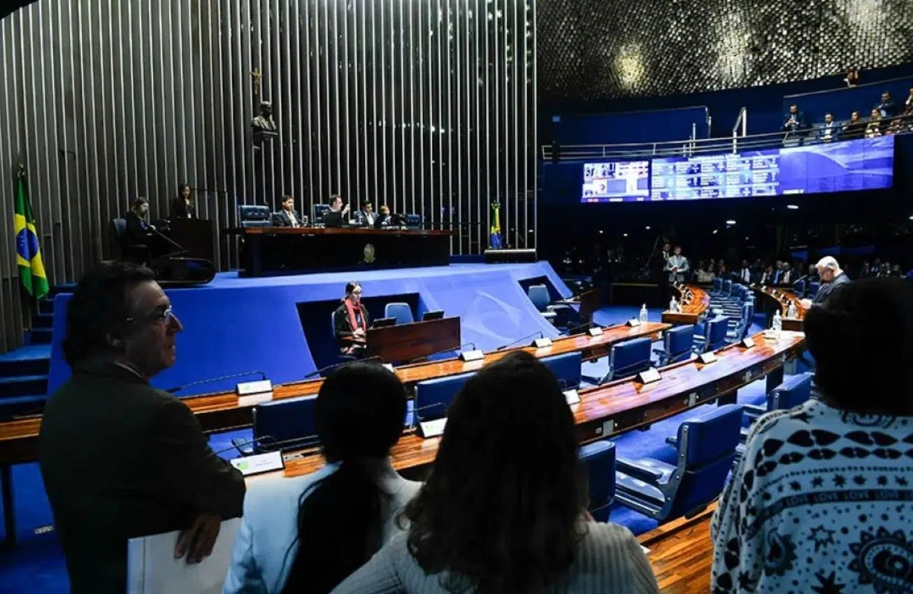 comissão do senado