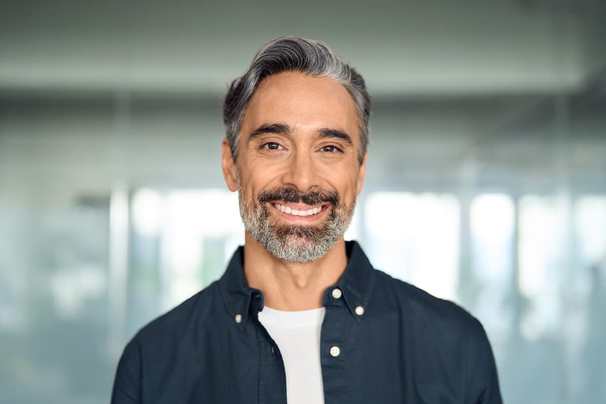 Tenho 58 anos e 25 anos de contribuição. Posso me aposentar?