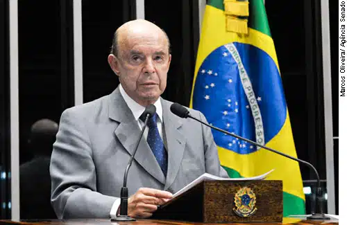 Senador Francisco Dornelles (PP-RJ)