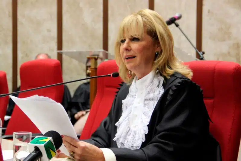 Desembargadora Vânia Hack de Almeida - TRF4