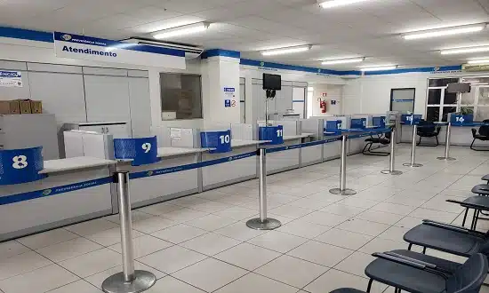 Servidores do INSS discutem possibilidade de greve nacional da categoria