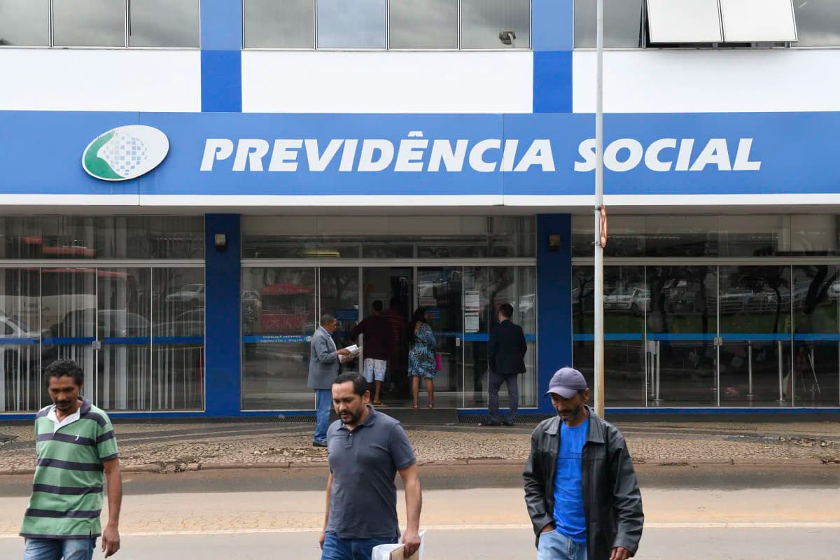 INSS convoca beneficiários do BPC e auxílio-doença para passar por pente-fino