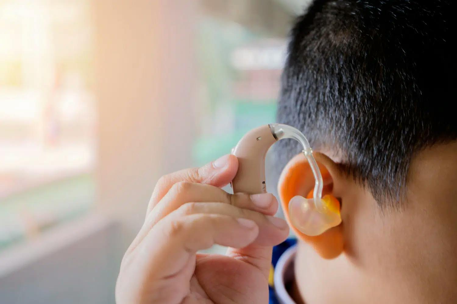 INSS deve restabelecer o BPC/LOAS de adolescente com deficiência auditiva