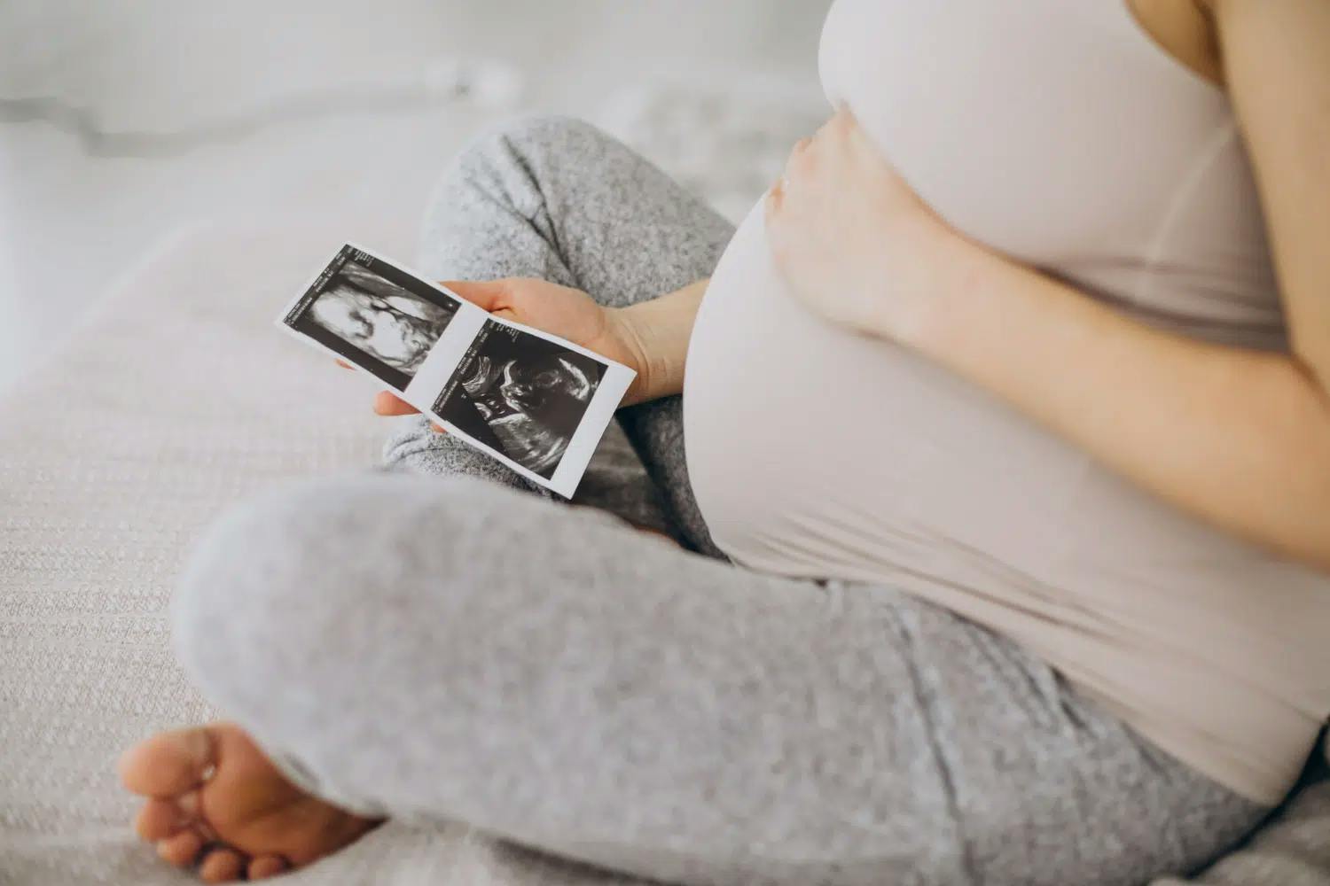 Aborto espontâneo dá direito ao salário-maternidade?