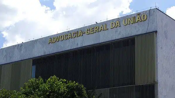 AGU garante que INSS não pode antecipar verbas periciais em ações previdenciárias