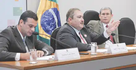 Governo estuda plano de previdência para ajudar a financiar saúde privada