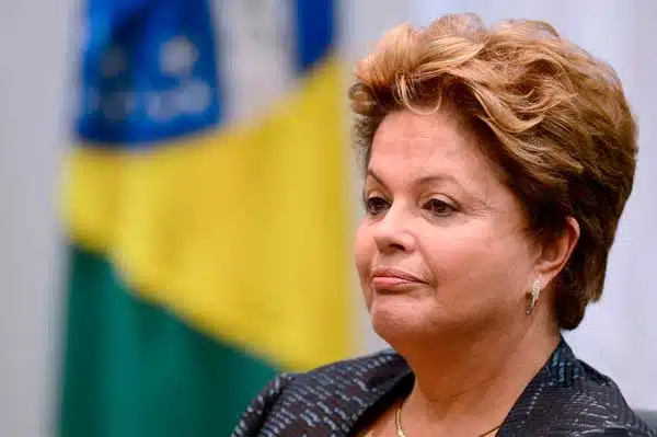 Fator Previdenciário: Governo deve vetar, mas Congresso deve derrubar o veto.