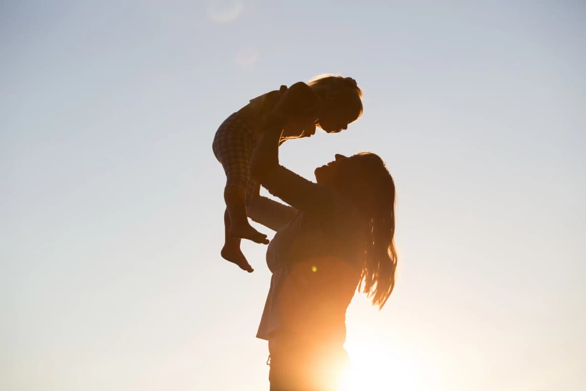 TRF1 mantém salário-maternidade sem exigência de carência à mulher