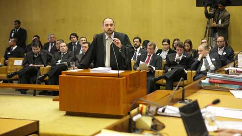 AGU e INSS discordam da desaposentação