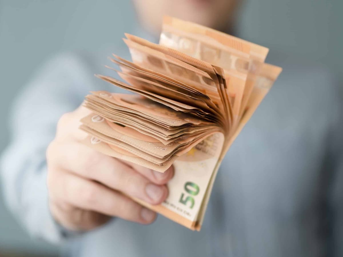 Projeto de Lei 1409/21: proposta prevê o aumento do valor do Auxílio Emergencial 2021