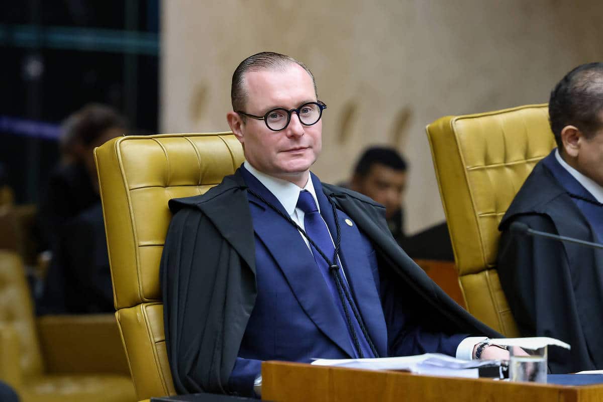 Revisão da vida toda tem 3 votos contra devolução de valor