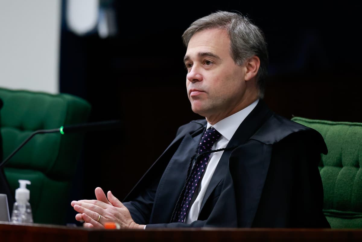 Julgamento sobre descontos do INSS é suspenso