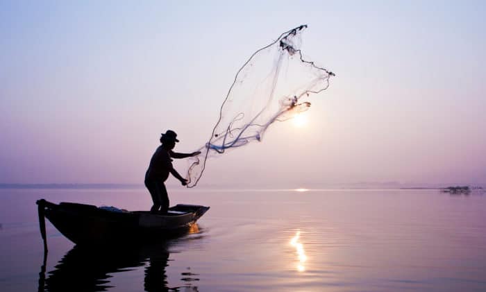 Seguro defeso do pescador artesanal: o que é e quem tem direito