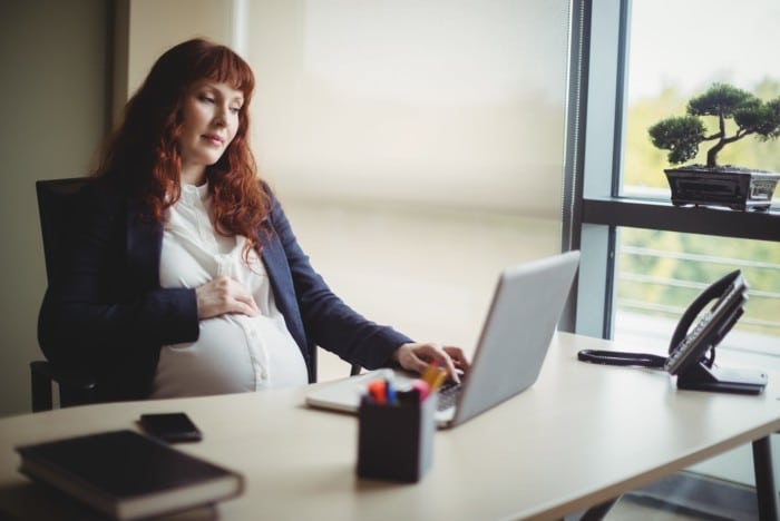 Projeto de lei prevê mudanças no salário maternidade