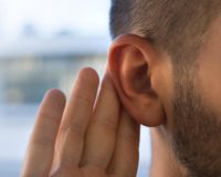 Perda auditiva gera direito à aposentadoria da pessoa com deficiência?
