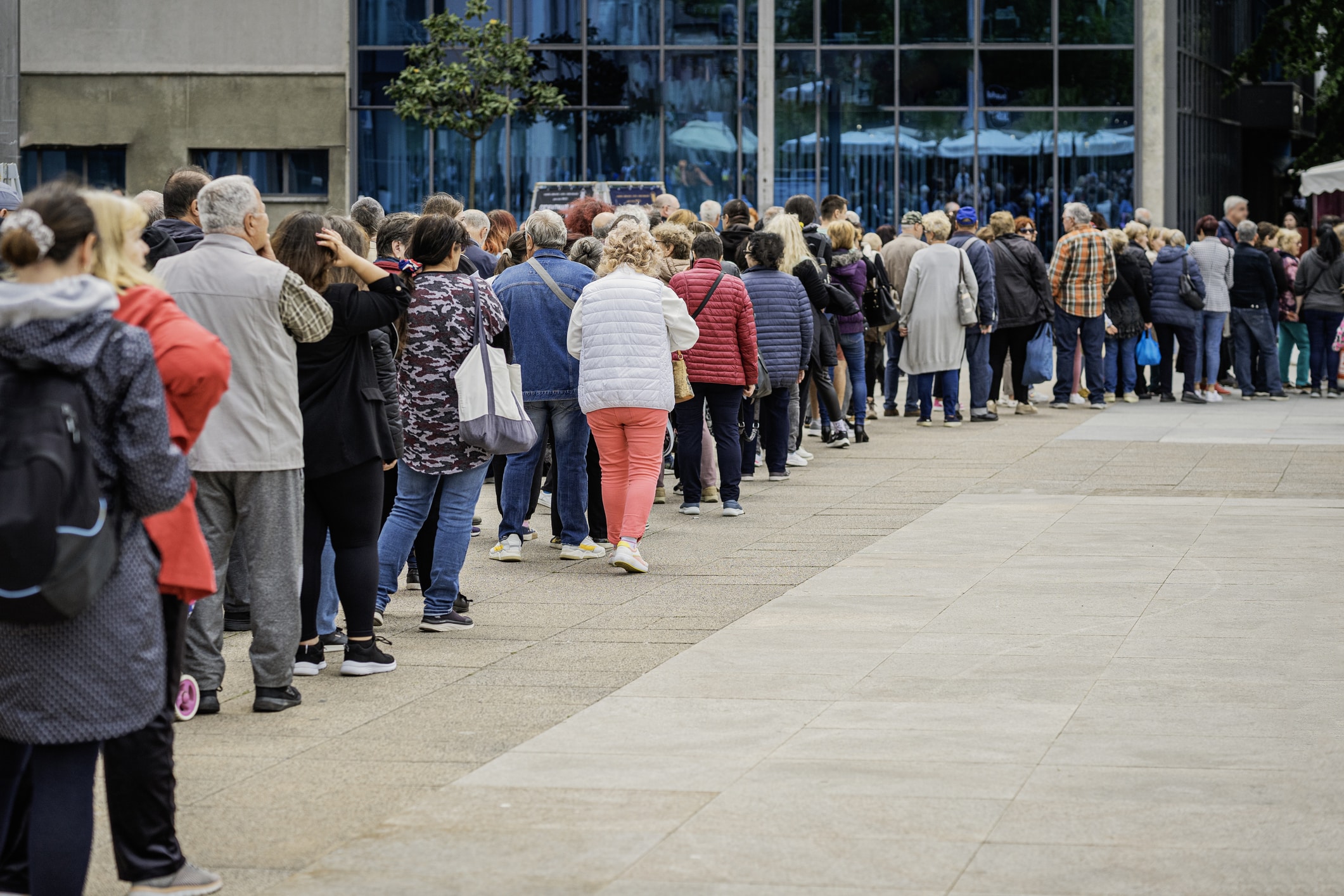 Governo anuncia fila do INSS zerada para pedidos com mais de 45 dias